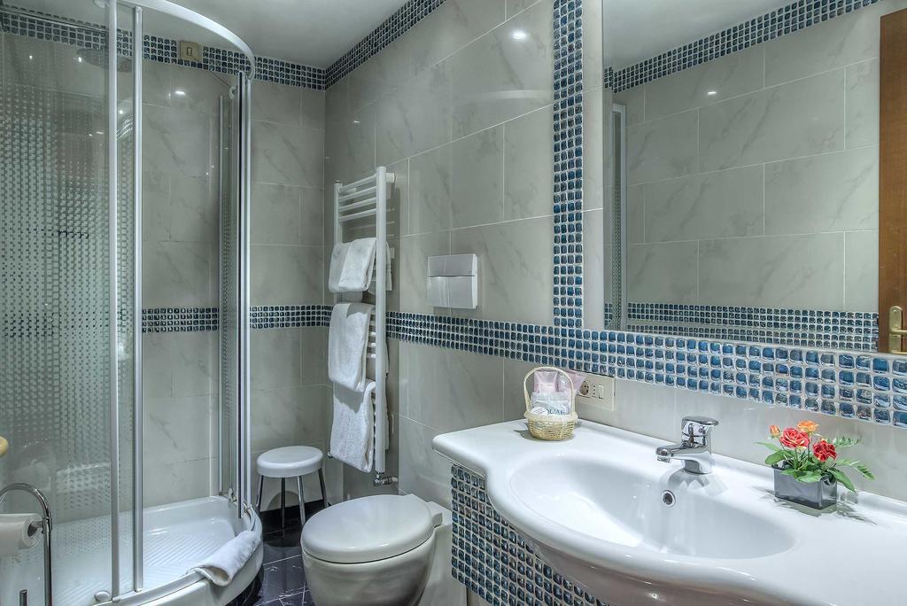 Hotel Caracciolo Rome