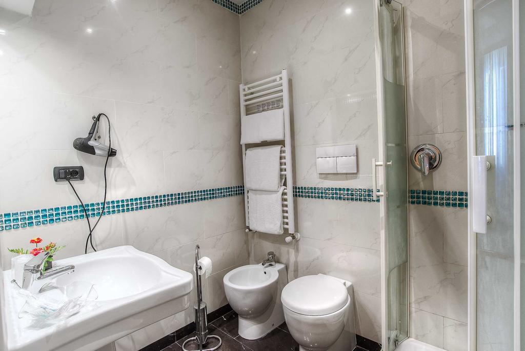 Caracciolo 3* Roma