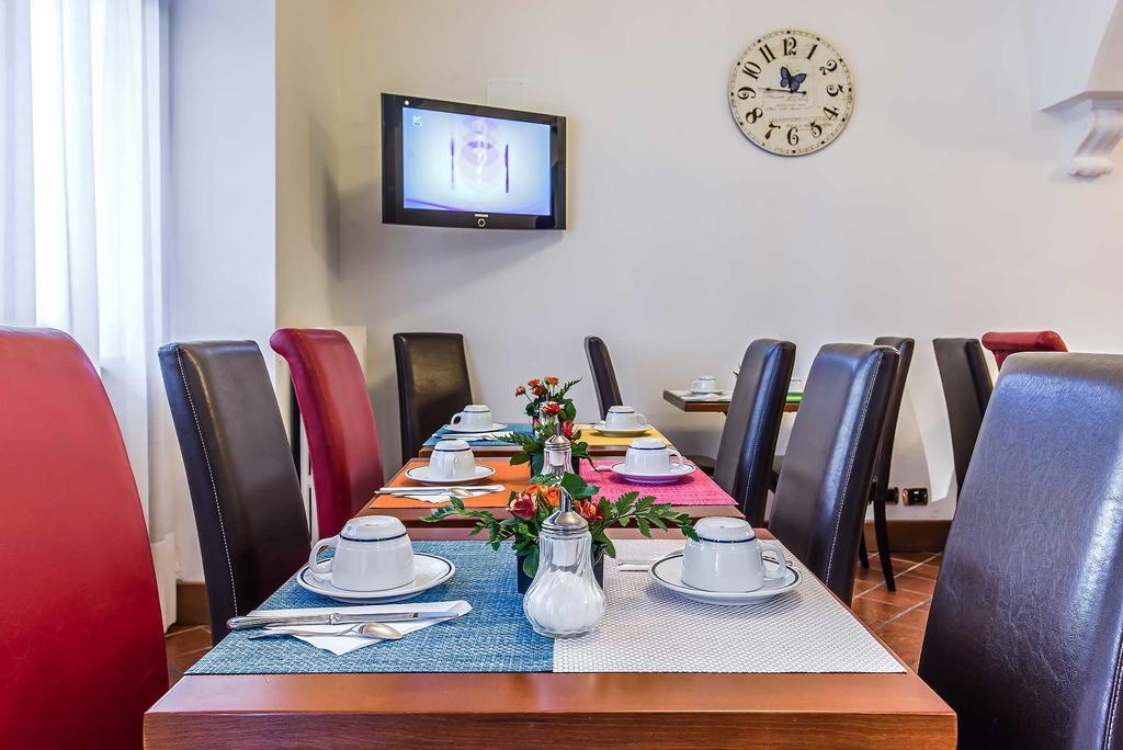 Caracciolo Hotel
