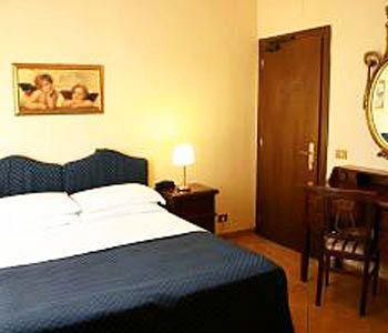 Caracciolo Hotel Roma