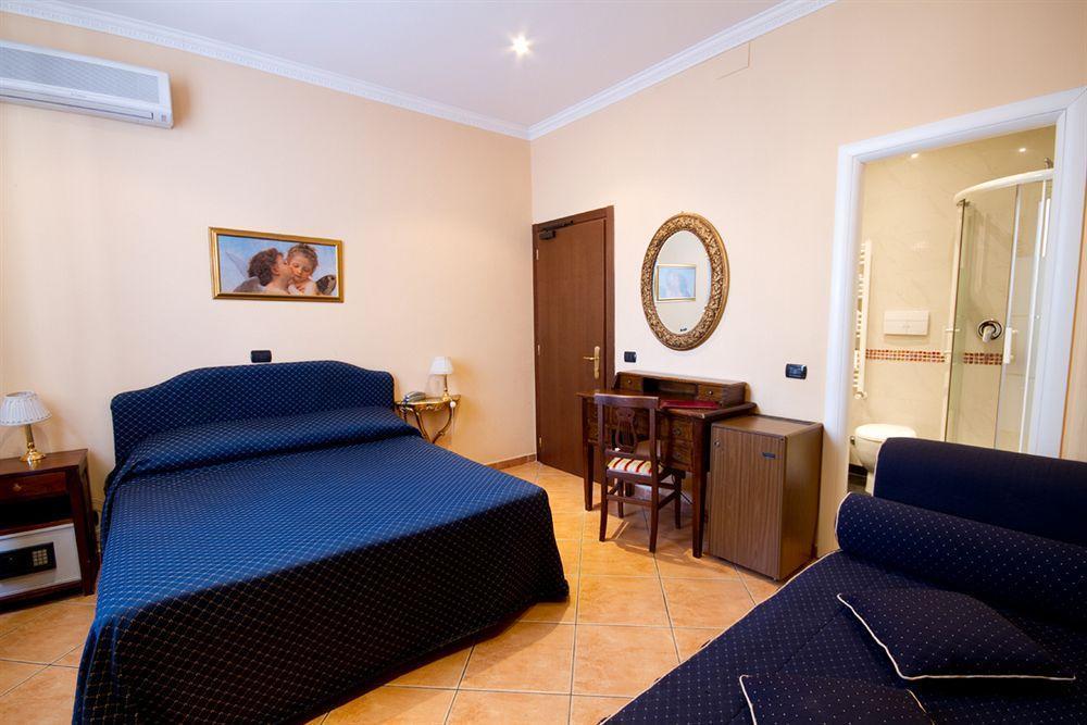 Hotel Caracciolo Roma