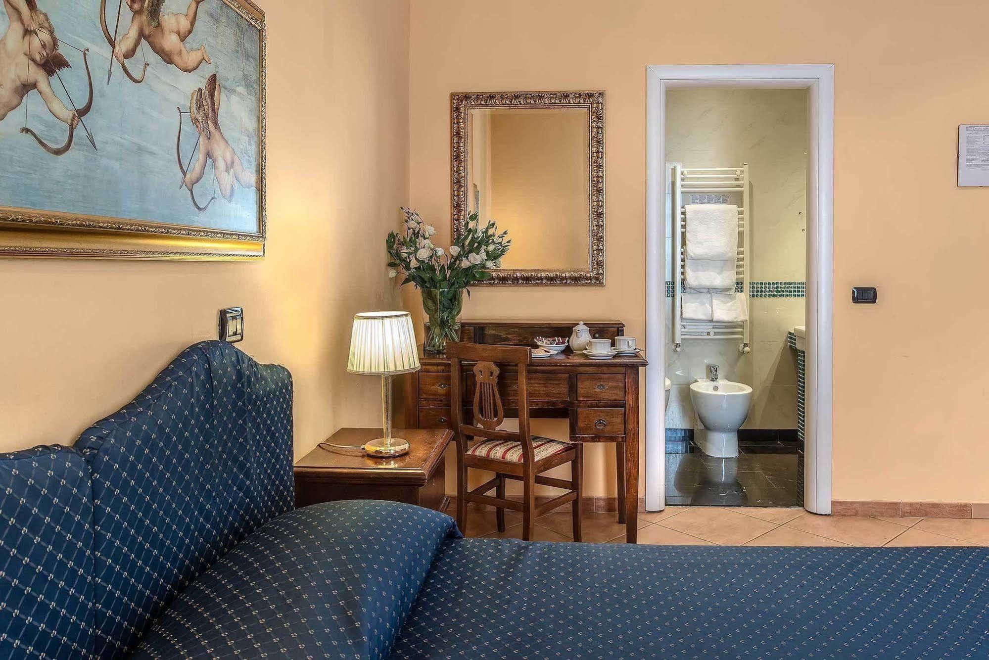 Caracciolo 3* Roma